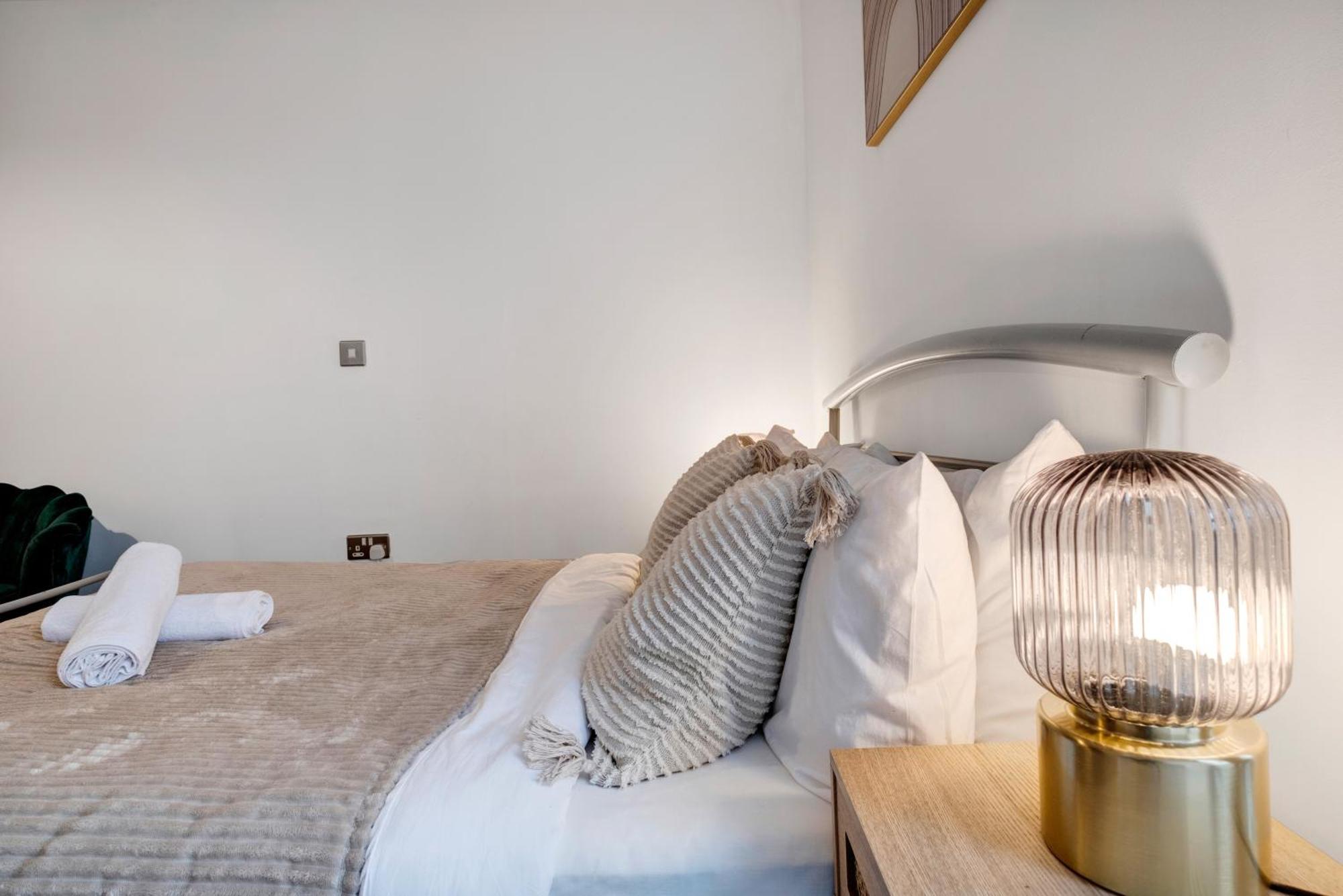 Ultra Stylish 2 Bedroom Apt Centrally Located برمنغهام المظهر الخارجي الصورة
