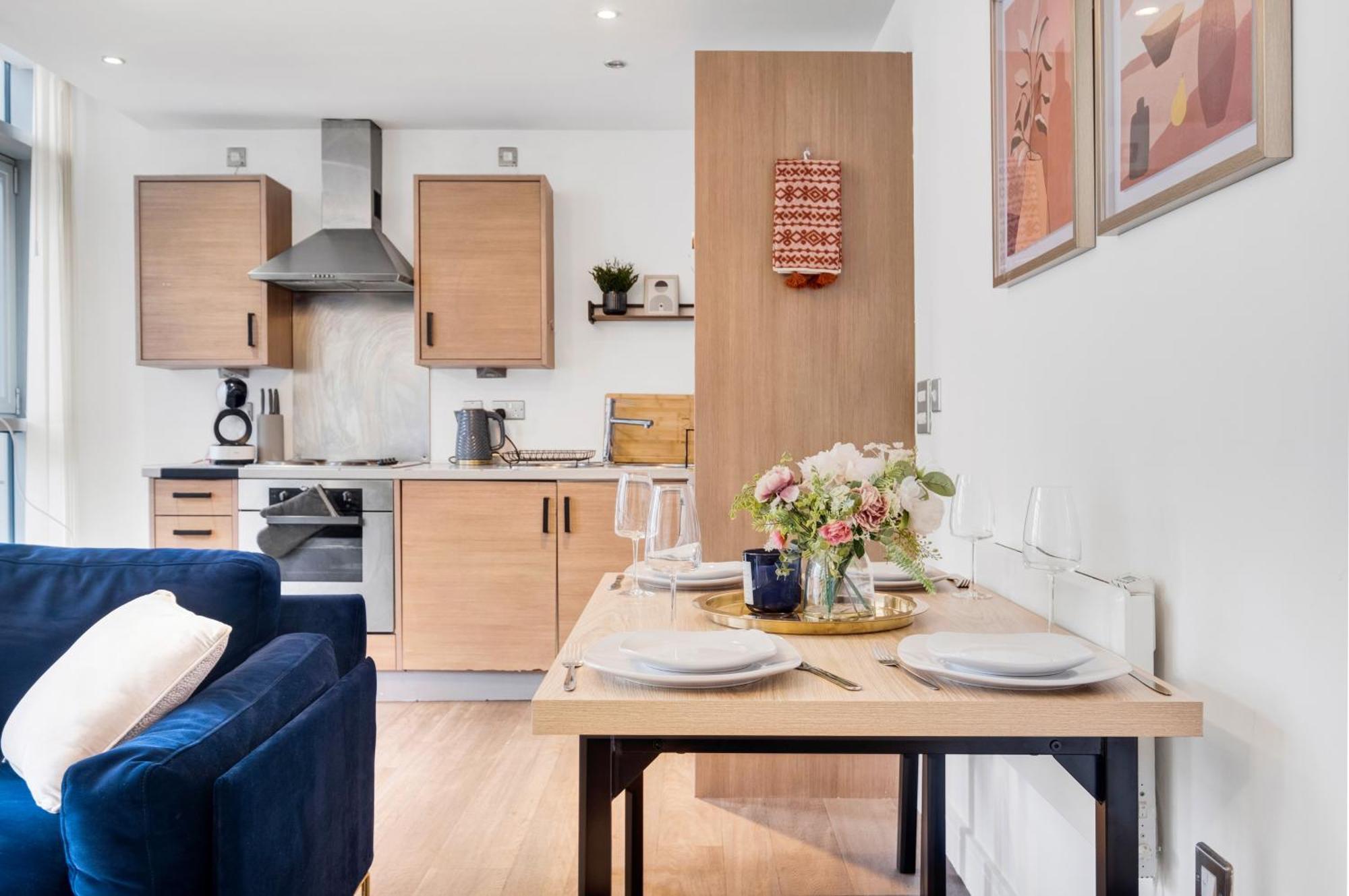 Ultra Stylish 2 Bedroom Apt Centrally Located برمنغهام المظهر الخارجي الصورة
